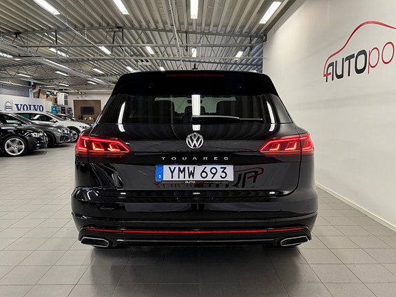 Volkswagen Touareg 8 of 24