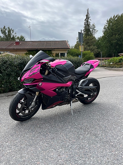 BMW S1000RR, Folierad, Välutrustad, Ny besiktad och servad 2 of 7