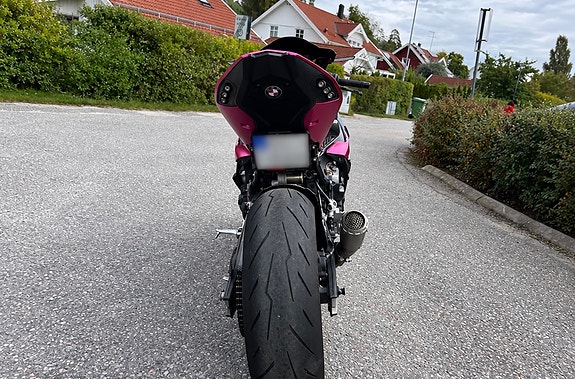 BMW S1000RR, Folierad, Välutrustad, Ny besiktad och servad 5 of 7