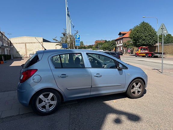 Opel Corsa 3 of 4