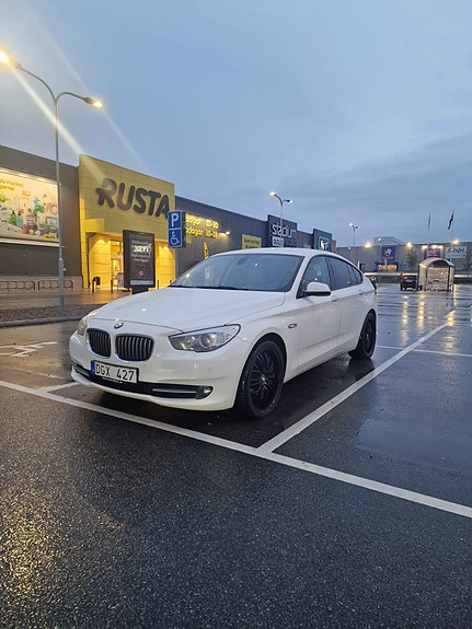 BMW 530d 3 of 11
