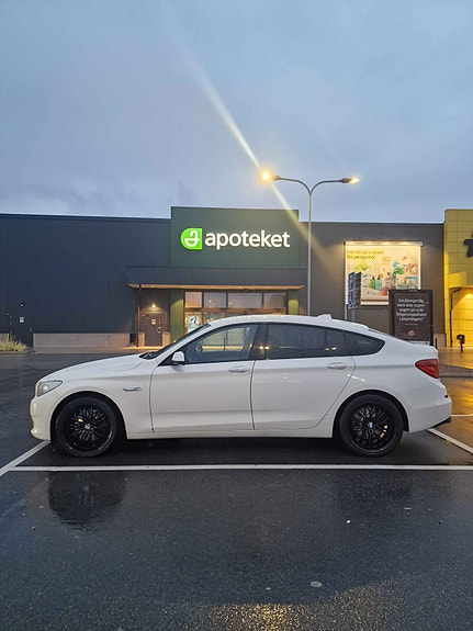 BMW 530d 4 of 11