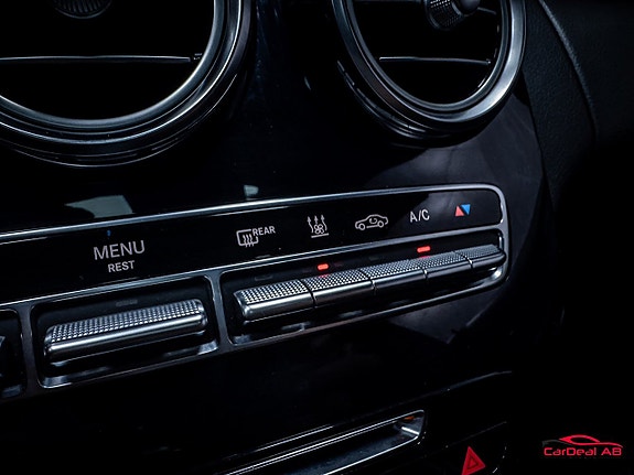 Mercedes-Benz C220 d 30 of 30