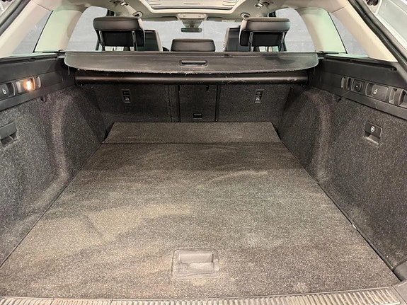 Skoda Superb 15 of 16