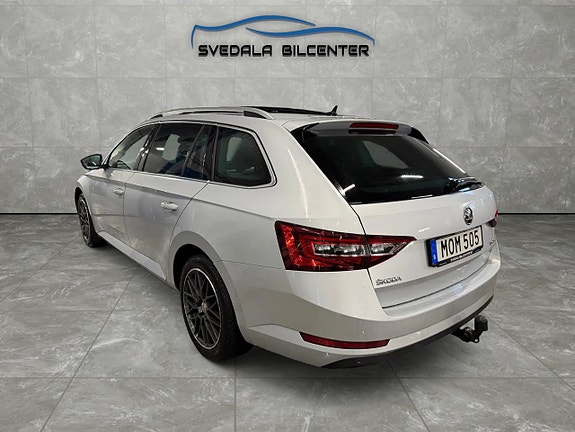 Skoda Superb 4 of 16