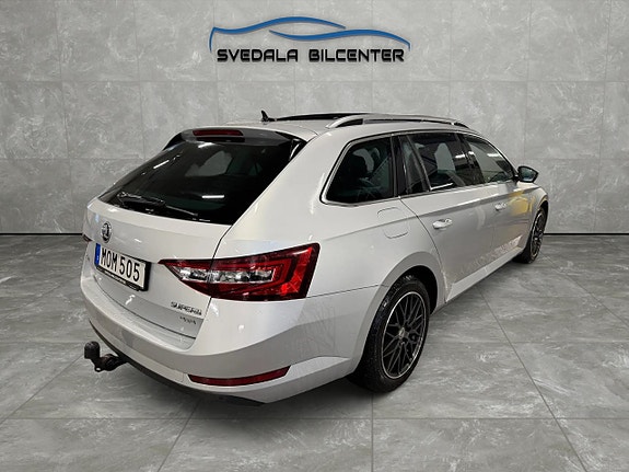 Skoda Superb 6 of 16