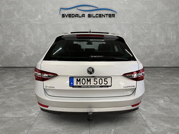 Skoda Superb 5 of 16