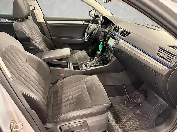 Skoda Superb 14 of 16