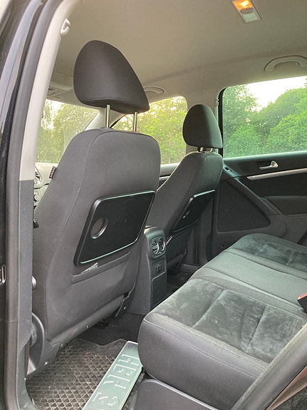 Volkswagen Tiguan 3 of 7