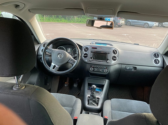 Volkswagen Tiguan 5 of 7