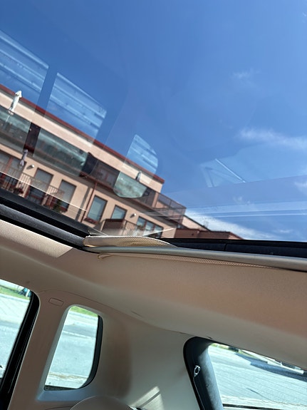 Volkswagen Tiguan 8 of 10