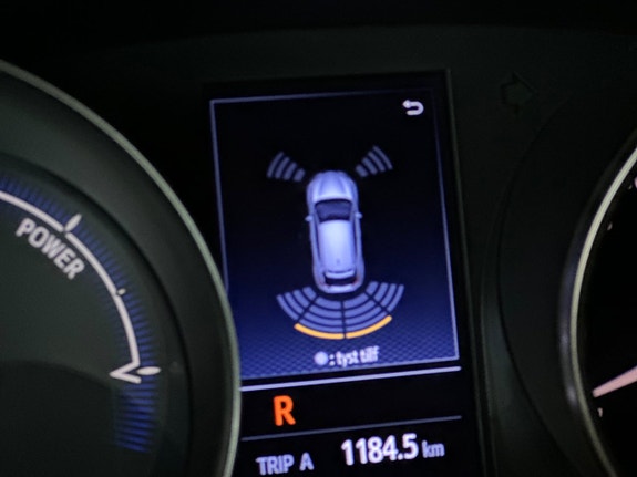 Toyota C-HR 20 of 26