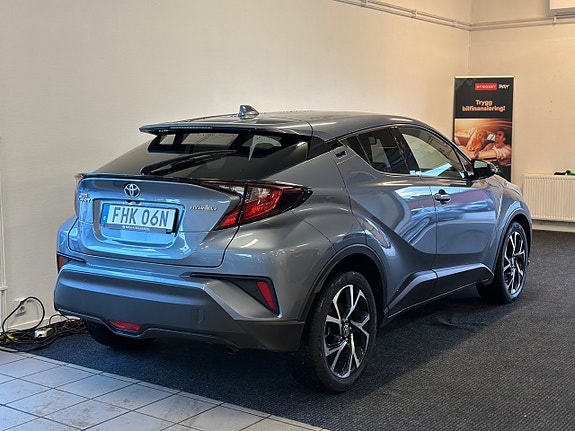 Toyota C-HR 5 of 26