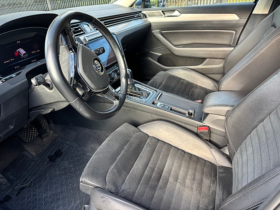 Volkswagen Passat 7 of 11
