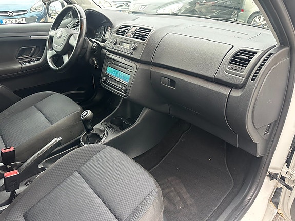 Skoda Fabia 12 of 18