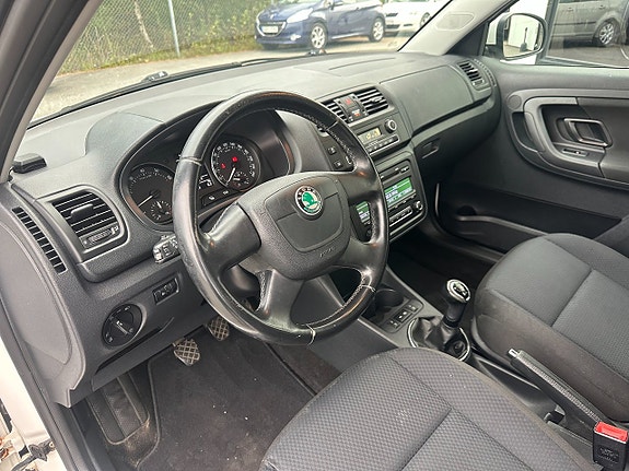 Skoda Fabia 10 of 18
