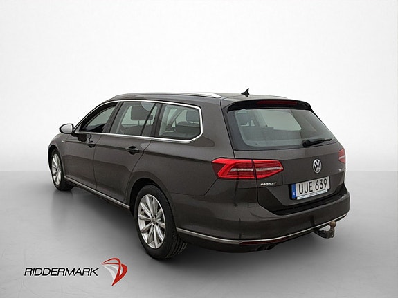 Volkswagen Passat 5 of 28