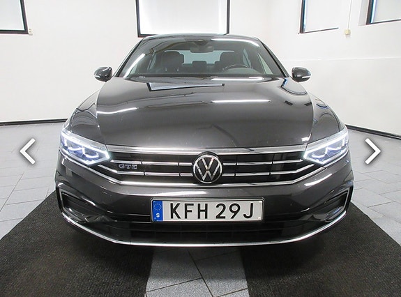 Volkswagen Passat 5 of 14