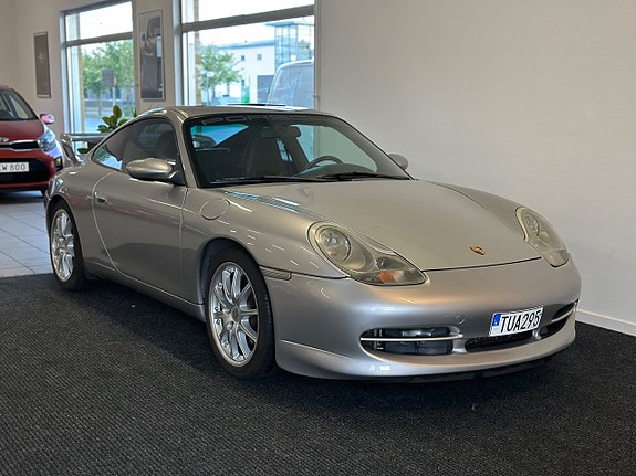 Porsche 911 Carrera 7 of 25