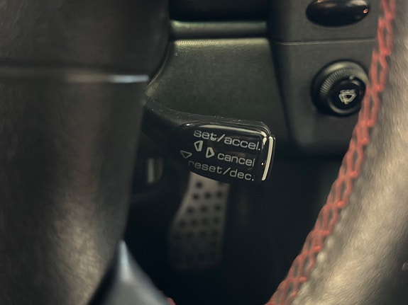 Porsche 911 Carrera 18 of 25