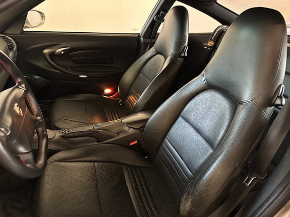 Porsche 911 Carrera 16 of 25
