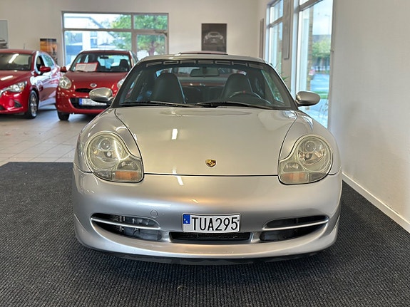 Porsche 911 Carrera 2 of 25