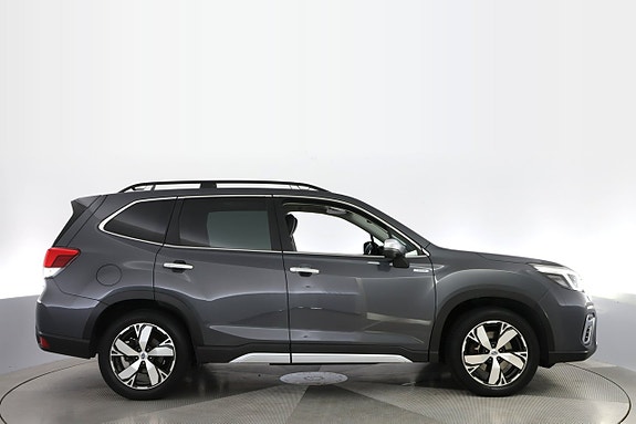 Subaru Forester 6 of 25