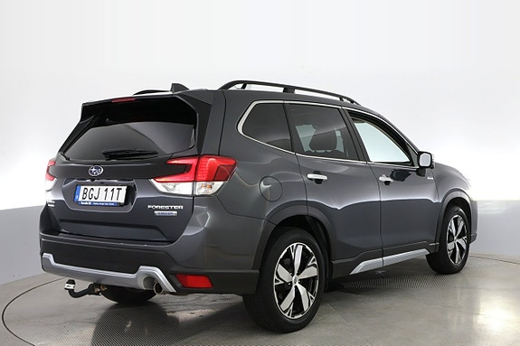 Subaru Forester 5 of 25