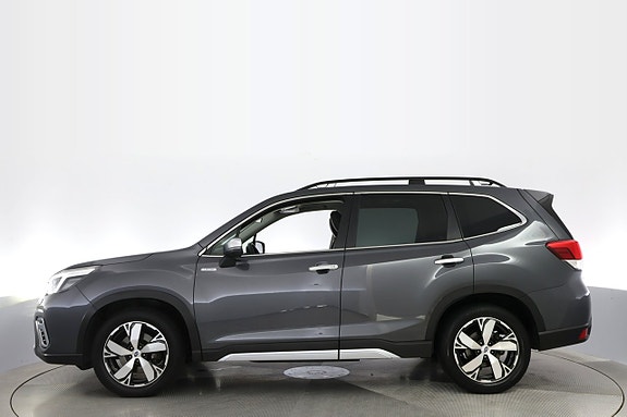 Subaru Forester 2 of 25