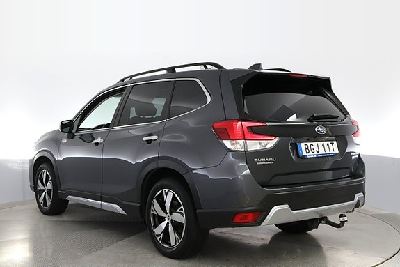 Subaru Forester 3 of 25