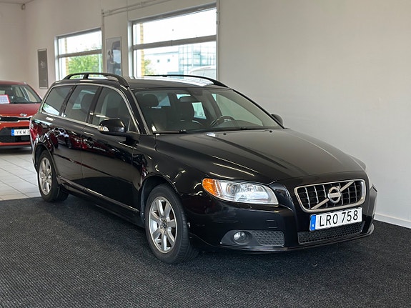 Volvo V70 7 of 22