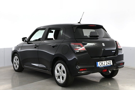 Suzuki Swift 3 of 18