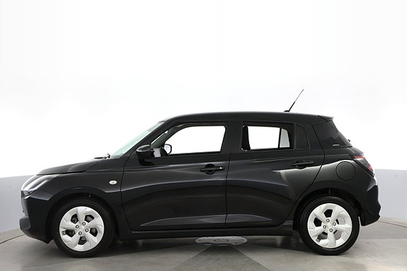 Suzuki Swift 2 of 18