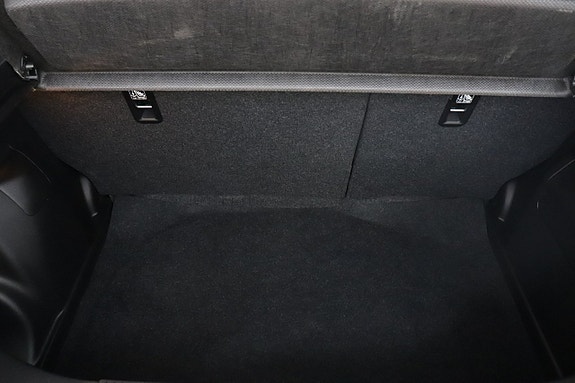Suzuki Swift 17 of 18