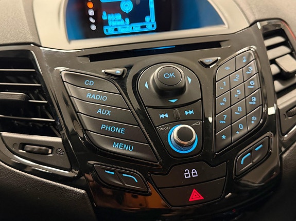 Ford Fiesta 16 of 26