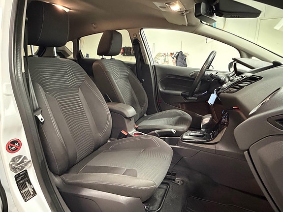 Ford Fiesta 11 of 26