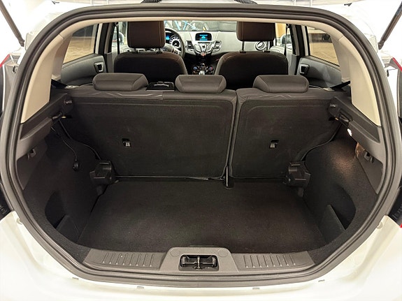 Ford Fiesta 25 of 26
