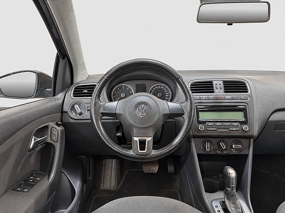 Volkswagen Polo 12 of 22