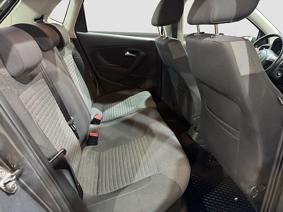 Volkswagen Polo 18 of 22