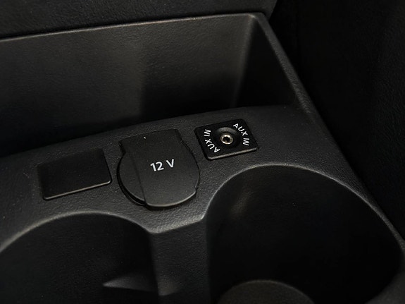 Volkswagen Polo 19 of 22