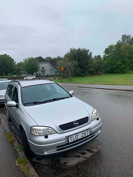 Opel Astra 3 of 3