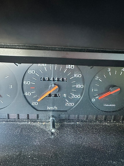 Volvo 740 3 of 4