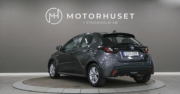 Toyota Yaris 4 of 20
