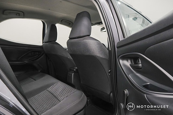 Toyota Yaris 11 of 20