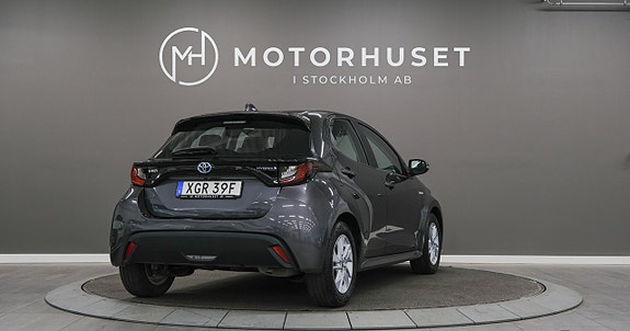 Toyota Yaris 6 of 20