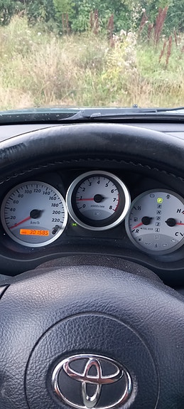 Toyota RAV4 5 of 7