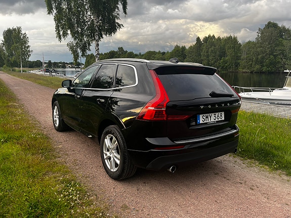 Volvo XC60 2 of 6