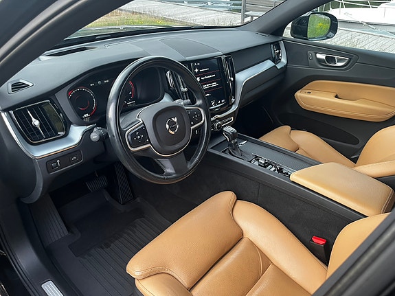 Volvo XC60 4 of 6