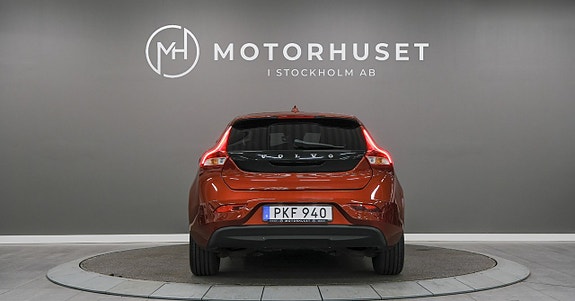 Volvo V40 5 of 19