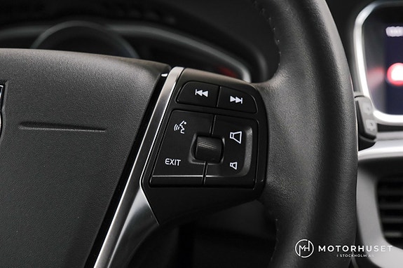 Volvo V40 17 of 19